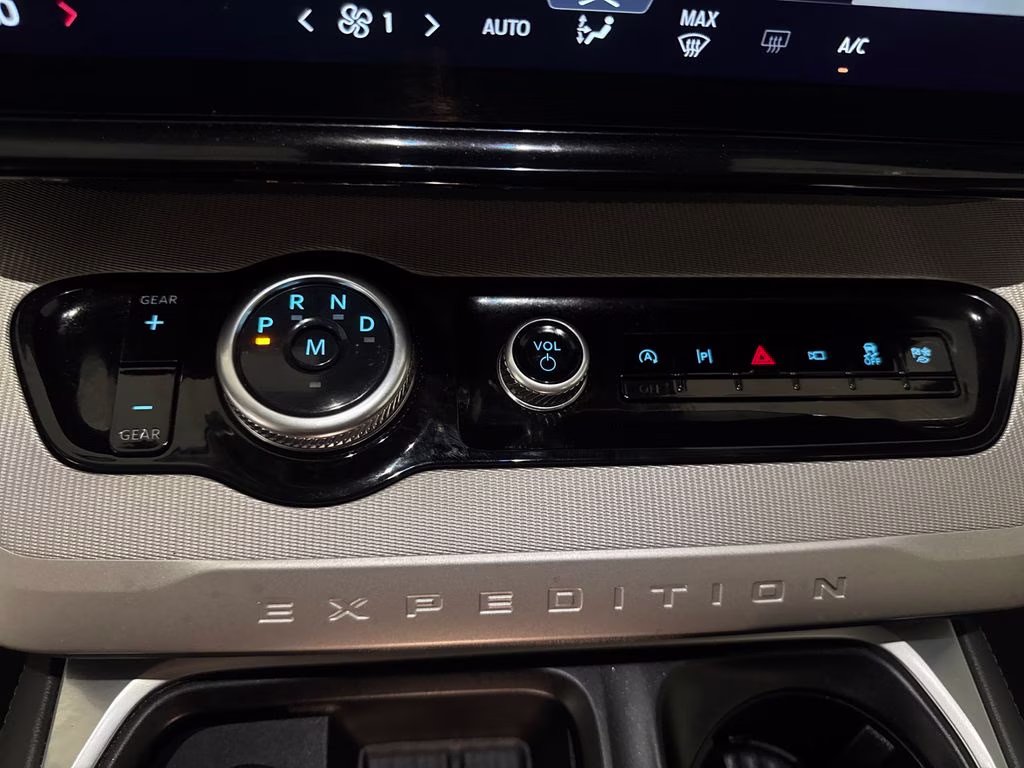 2025 Oxford White Ford Expedition Max Active RWD SUV