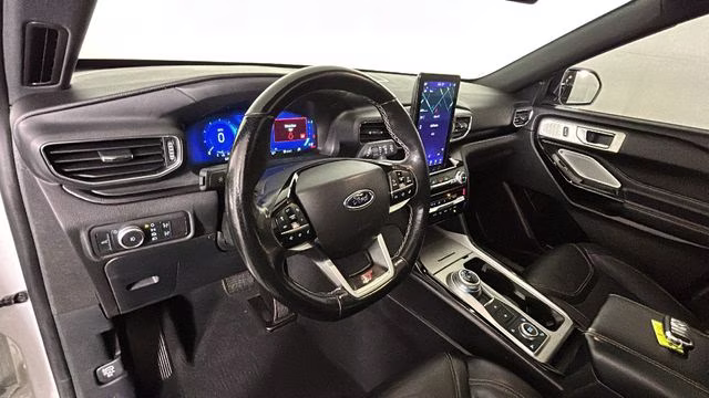 2022 White Metallic Ford Explorer ST 4X4 SUV