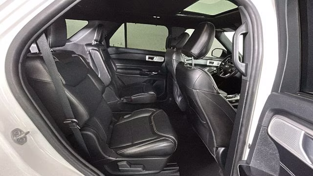 2022 White Metallic Ford Explorer ST 4X4 SUV