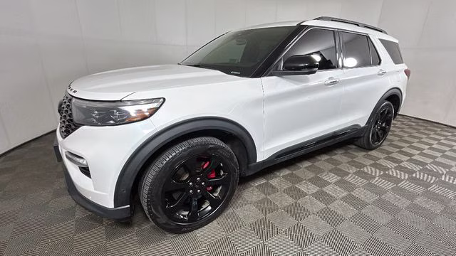 2022 White Metallic Ford Explorer ST 4X4 SUV
