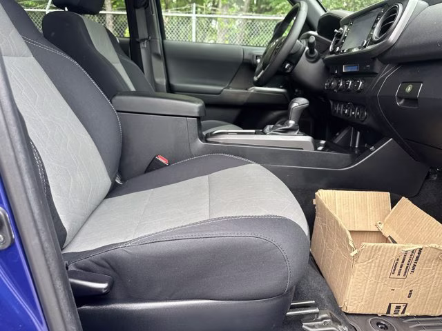 2022 Blue Toyota Tacoma 4WD SR5 Double Cab Long Bed V6 6AT 4WD 4X4 Truck