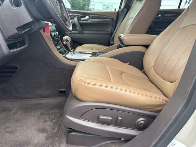 2016 Sparkling Silver Metallic Buick Enclave Leather FWD SUV