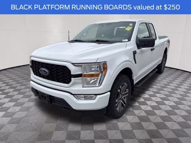 2022 Oxford White Ford F-150 XL 4X4 Truck