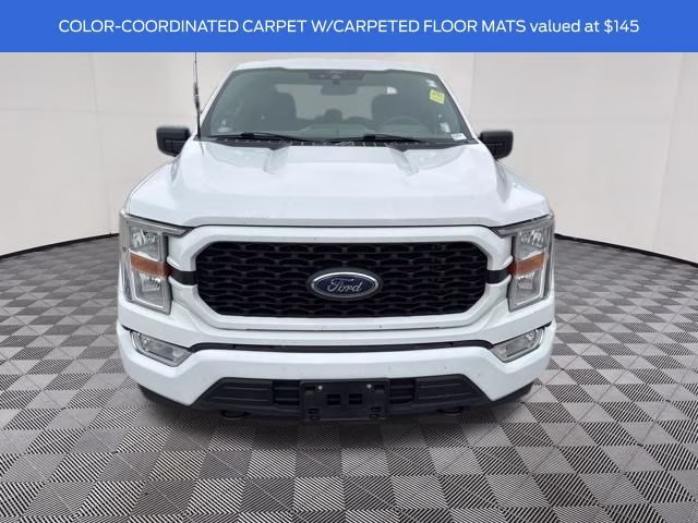2022 Oxford White Ford F-150 XL 4X4 Truck