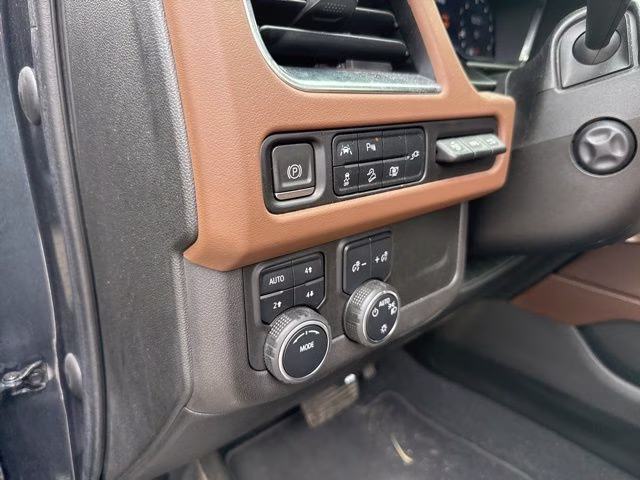 2022 Evergreen Gray Metallic Chevrolet Tahoe High Country 4X4 SUV