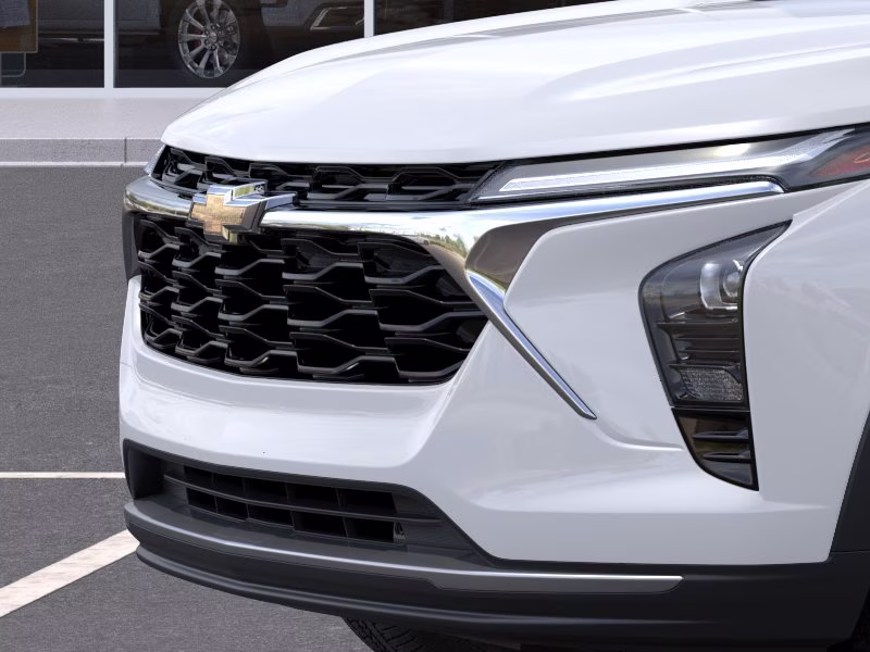 2026 Summit White Chevrolet Trax LT FWD SUV
