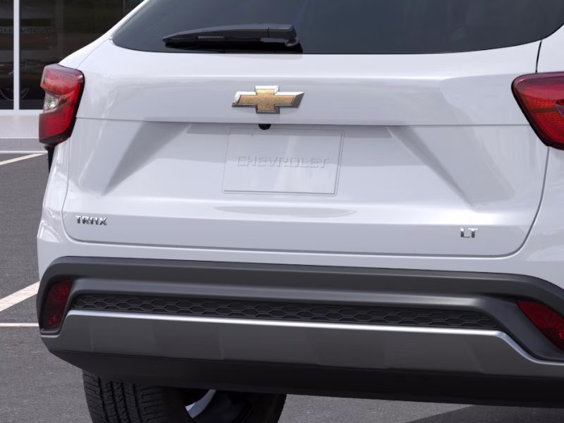 2026 Summit White Chevrolet Trax LT FWD SUV