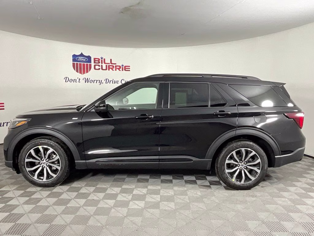 2026 Black Metallic Ford Explorer ST-Line RWD SUV