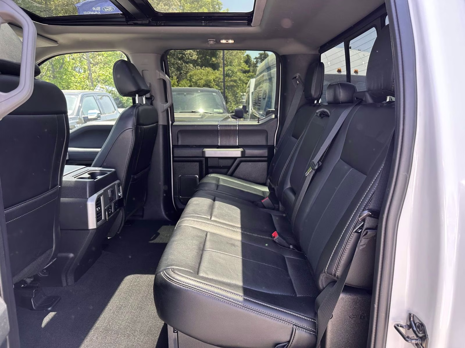 2021 Star White Metallic Tri-Coat Ford Super Duty F-250 SRW LARIAT 4WD Crew Cab 6.75' Box 4X4 Truck