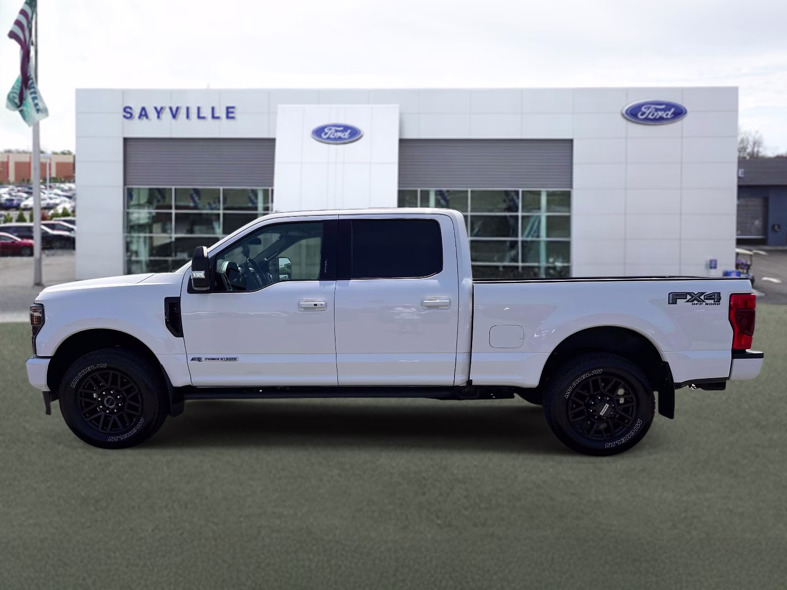 2021 Star White Metallic Tri-Coat Ford Super Duty F-250 SRW LARIAT 4WD Crew Cab 6.75' Box 4X4 Truck