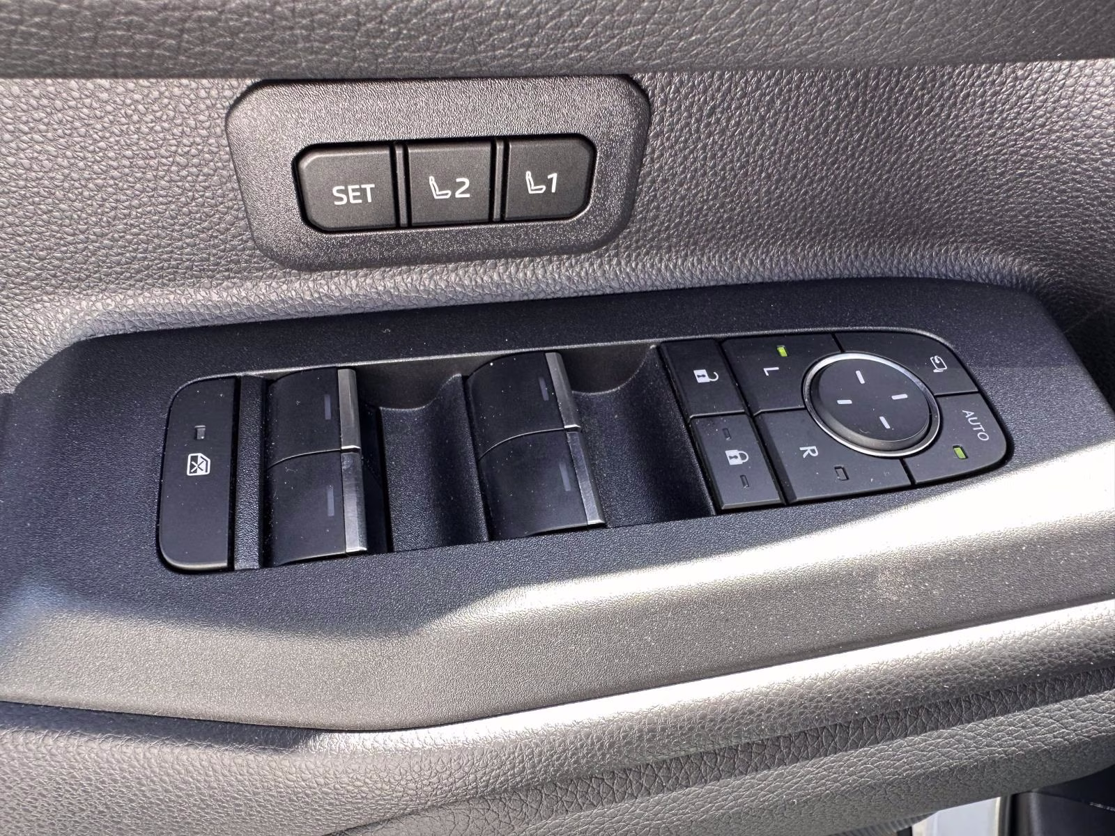 2025 Wind Chill Pearl Toyota Land Cruiser 4WD (Natl) 4X4 SUV