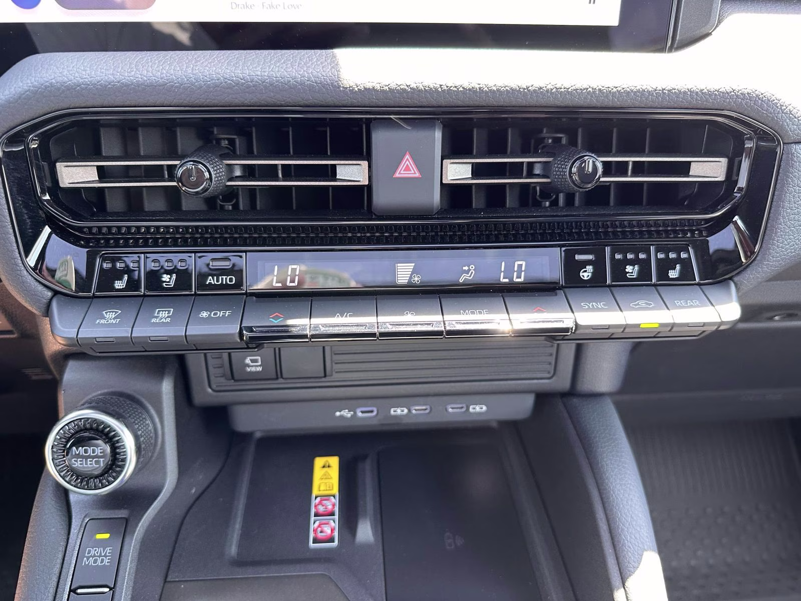 2025 Wind Chill Pearl Toyota Land Cruiser 4WD (Natl) 4X4 SUV