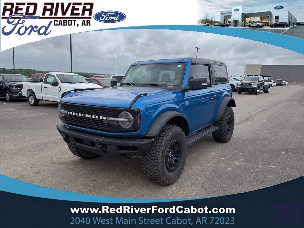 2022 Velocity Blue Metallic Ford Bronco Wildtrak 4X4 SUV