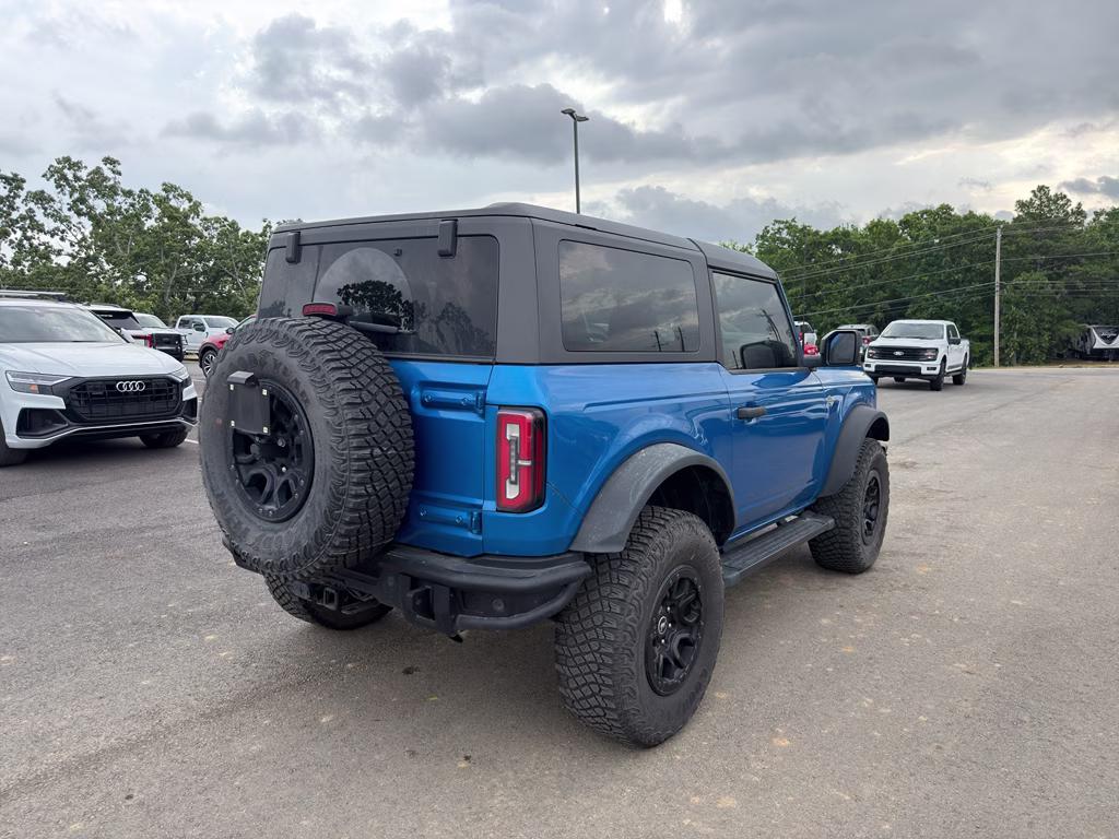 2022 Velocity Blue Metallic Ford Bronco Wildtrak 4X4 SUV