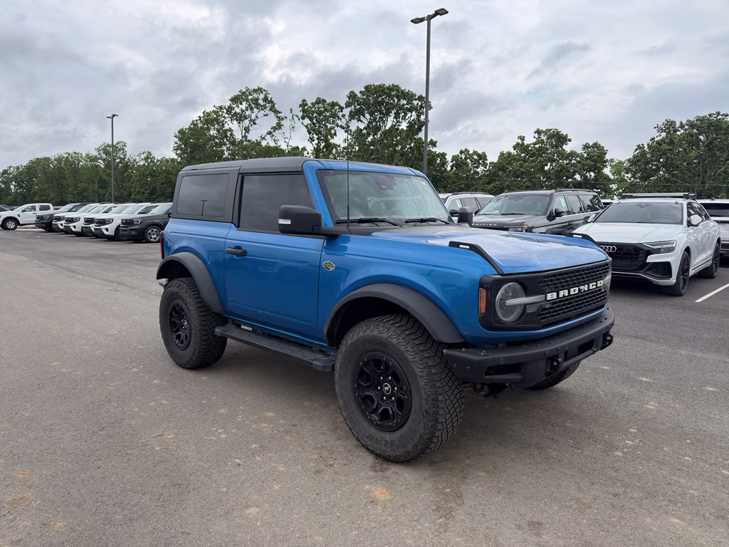 2022 Velocity Blue Metallic Ford Bronco Wildtrak 4X4 SUV