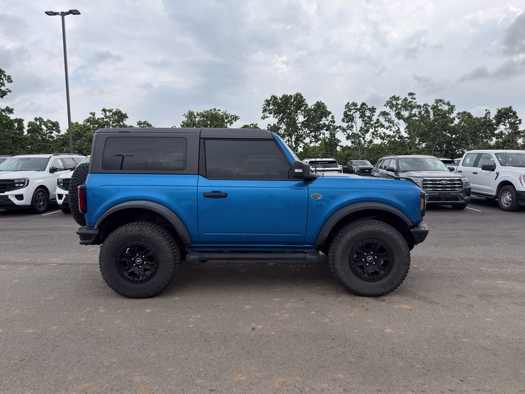 2022 Velocity Blue Metallic Ford Bronco Wildtrak 4X4 SUV