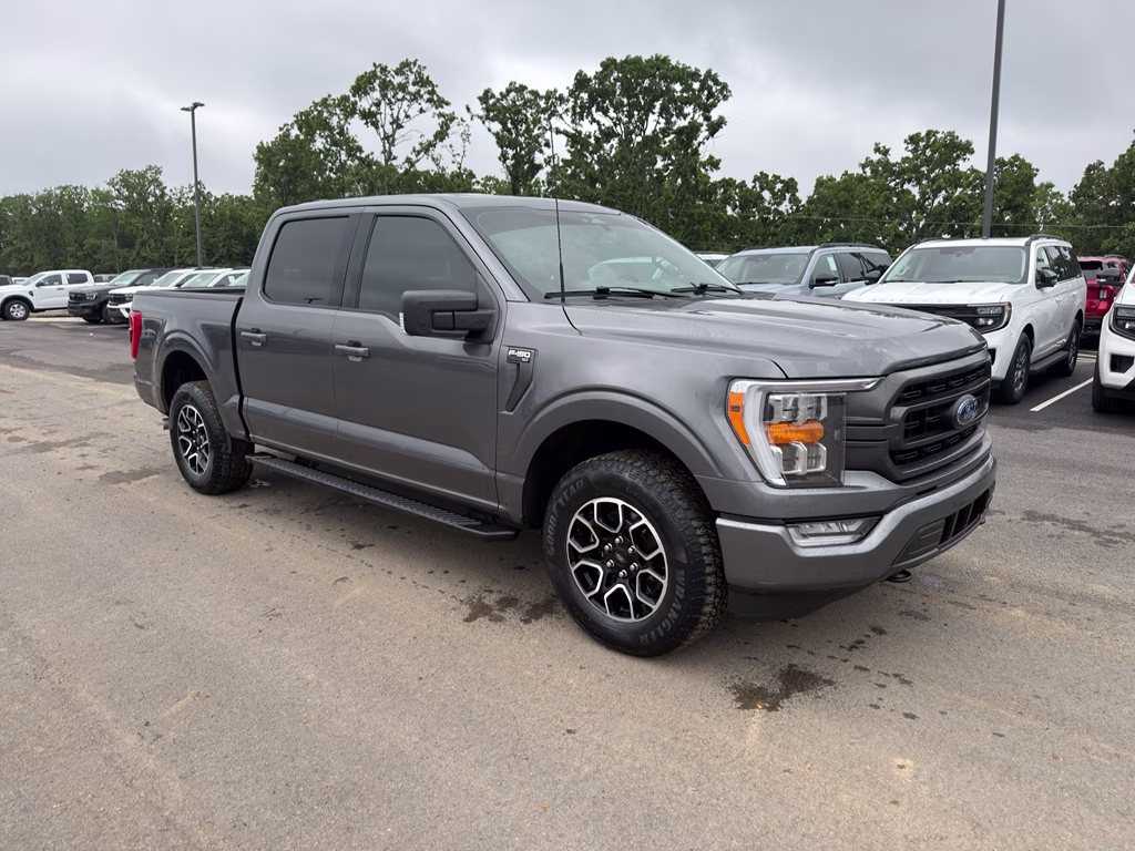2023 Carbonized Gray Metallic Ford F-150 XLT 4X4 Truck