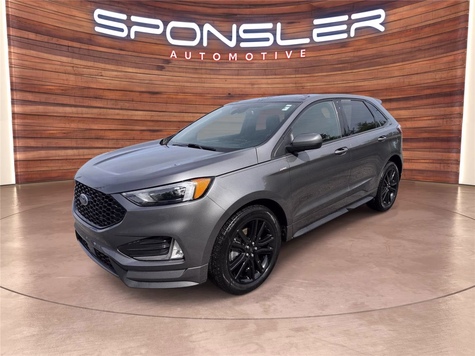 2023 Ford Edge ST-Line AWD's photo