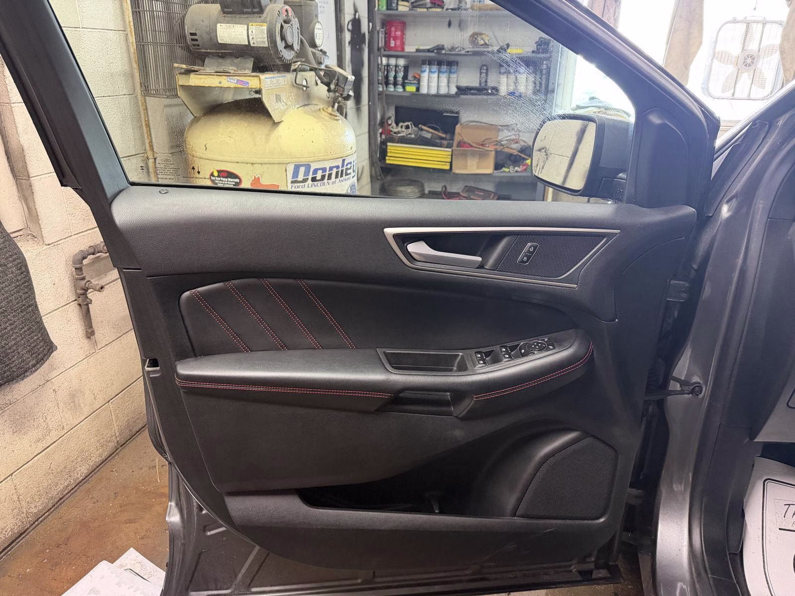 2023 Carbonized Gray Metallic Ford Edge ST-Line AWD SUV