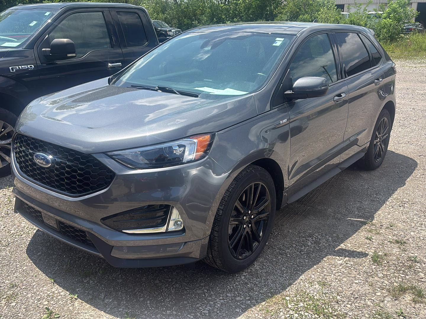 2023 Carbonized Gray Metallic Ford Edge ST-Line AWD SUV