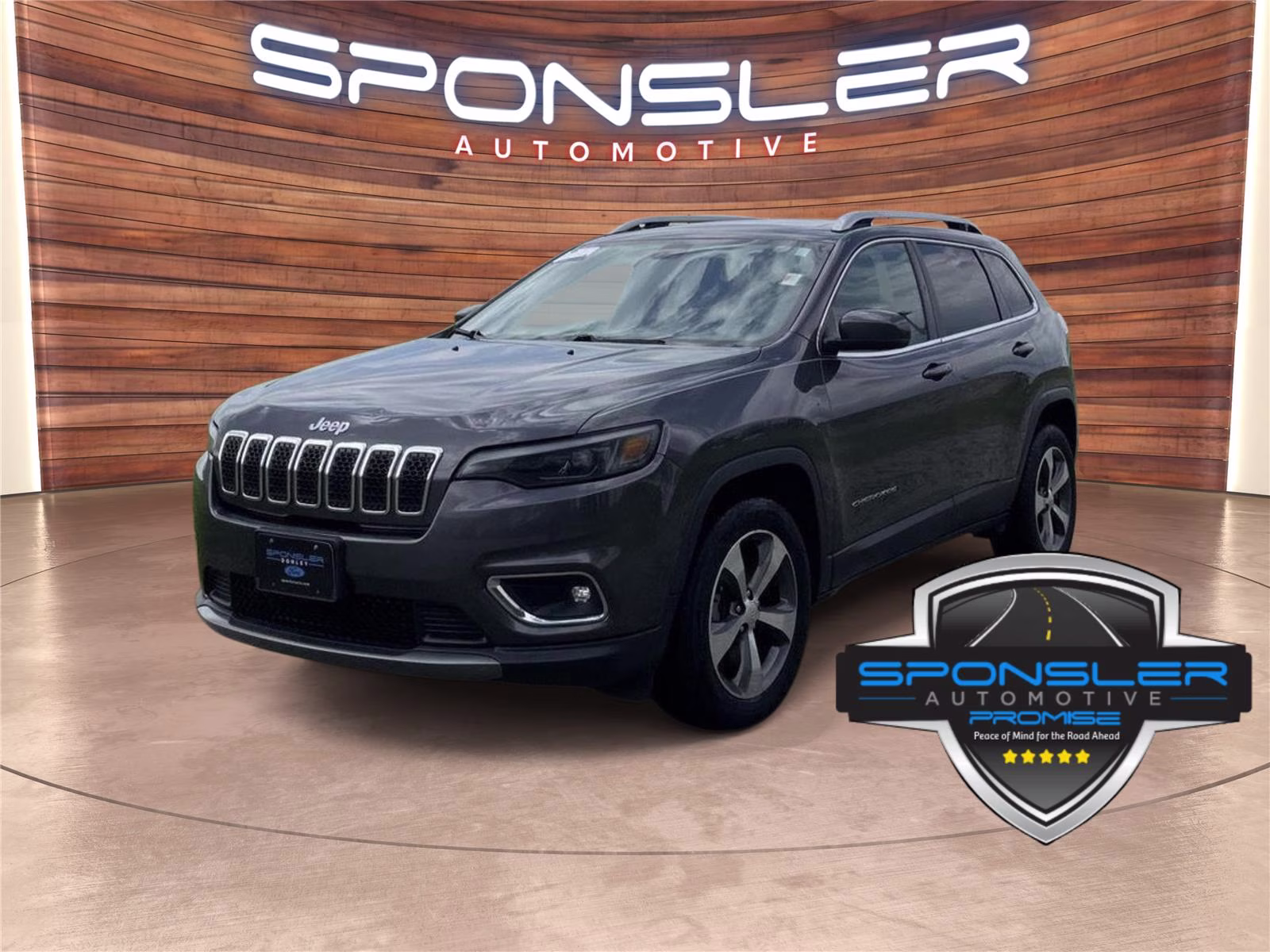 2019 Granite Crystal Metallic Clearcoat Jeep Cherokee Limited 4X4 SUV