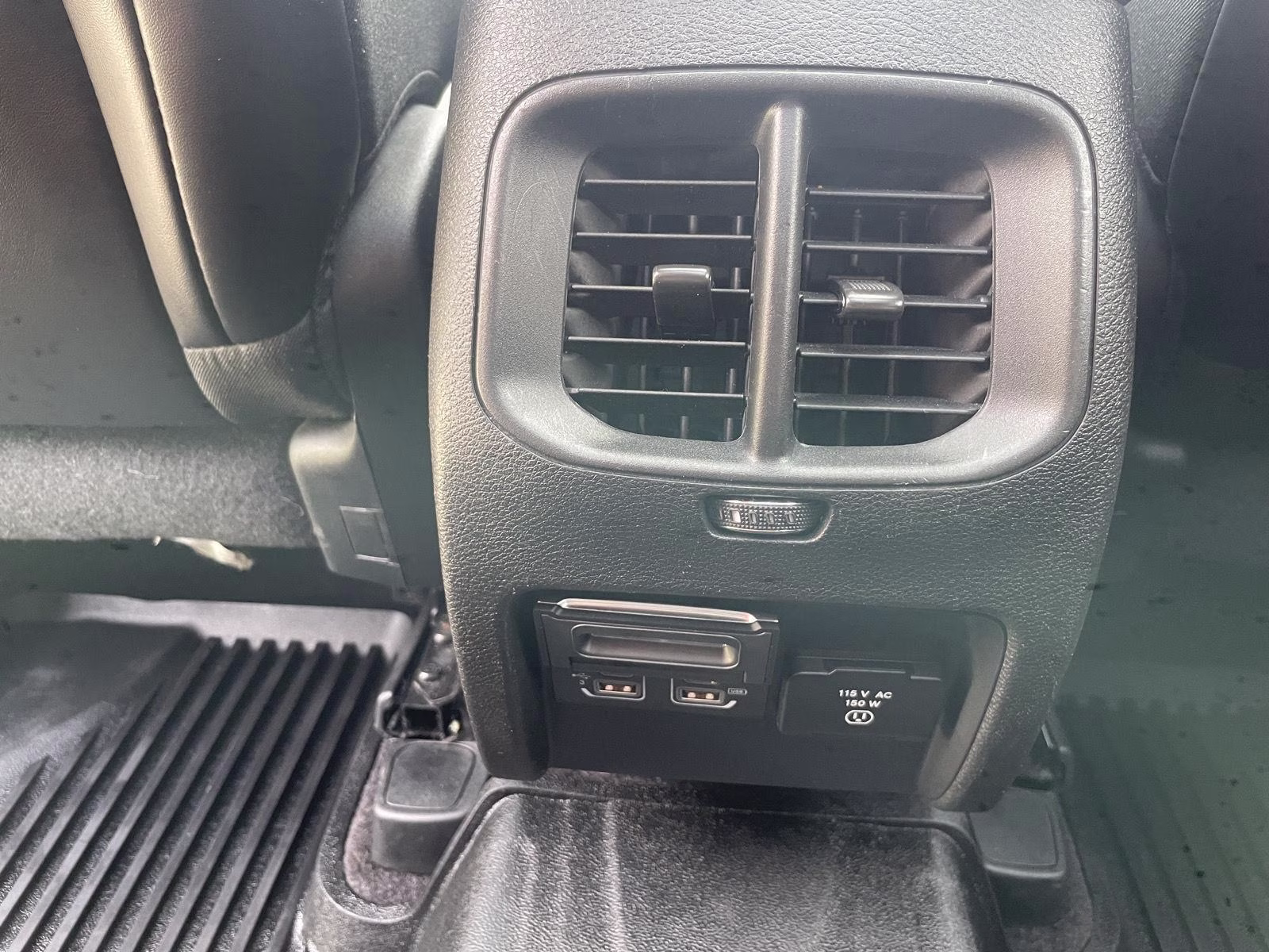 2019 Granite Crystal Metallic Clearcoat Jeep Cherokee Limited 4X4 SUV