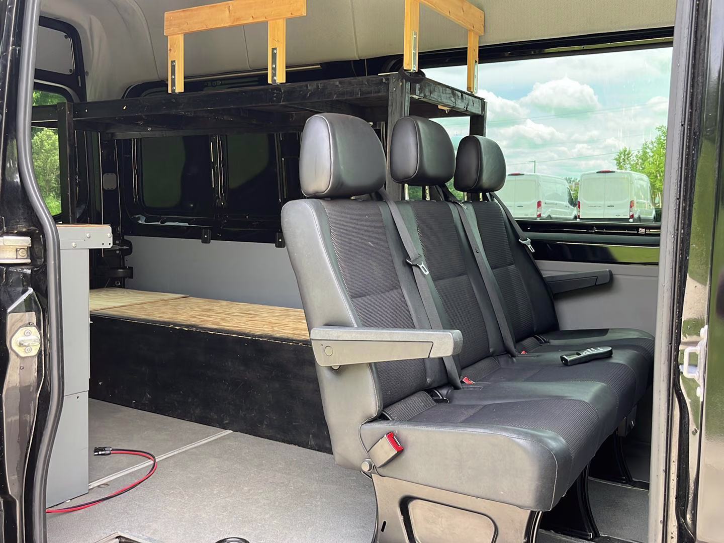 2014 Obsidian Black Metallic Mercedes-Benz Sprinter Crew Vans 2500 RWD Van