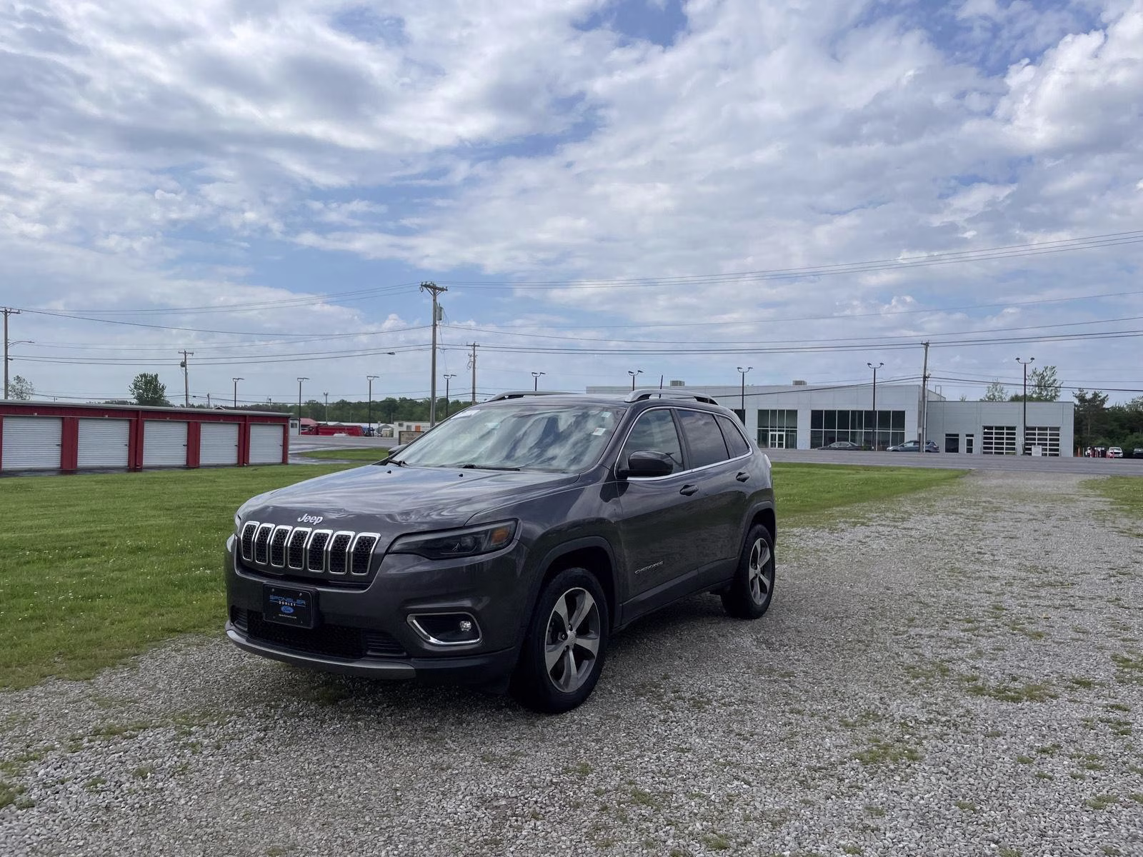2019 Granite Crystal Metallic Clearcoat Jeep Cherokee Limited 4X4 SUV