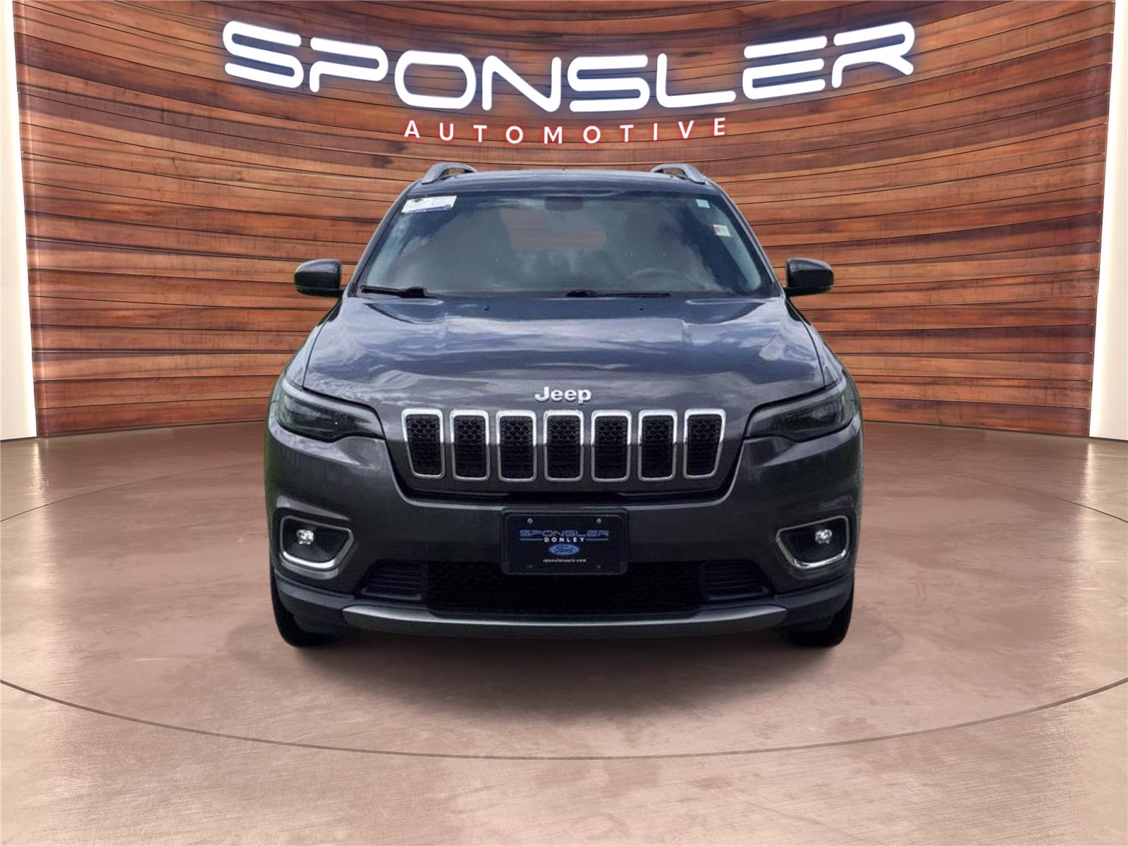 2019 Granite Crystal Metallic Clearcoat Jeep Cherokee Limited 4X4 SUV