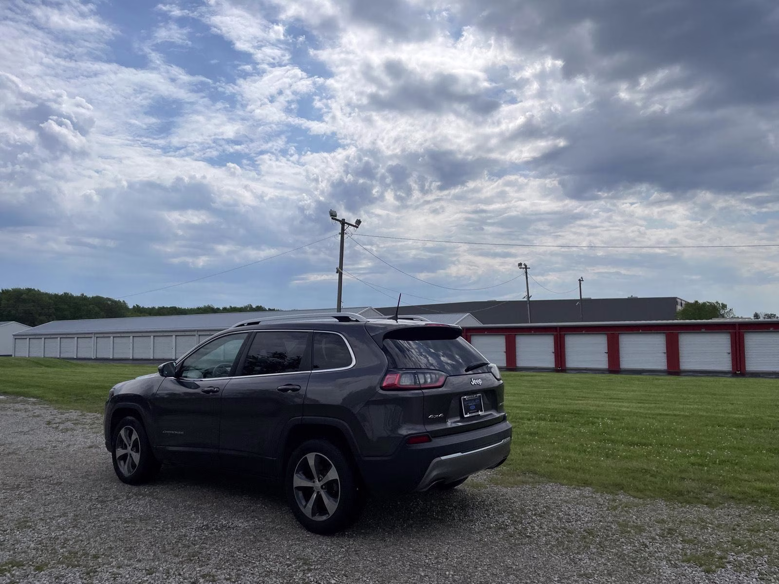 2019 Granite Crystal Metallic Clearcoat Jeep Cherokee Limited 4X4 SUV
