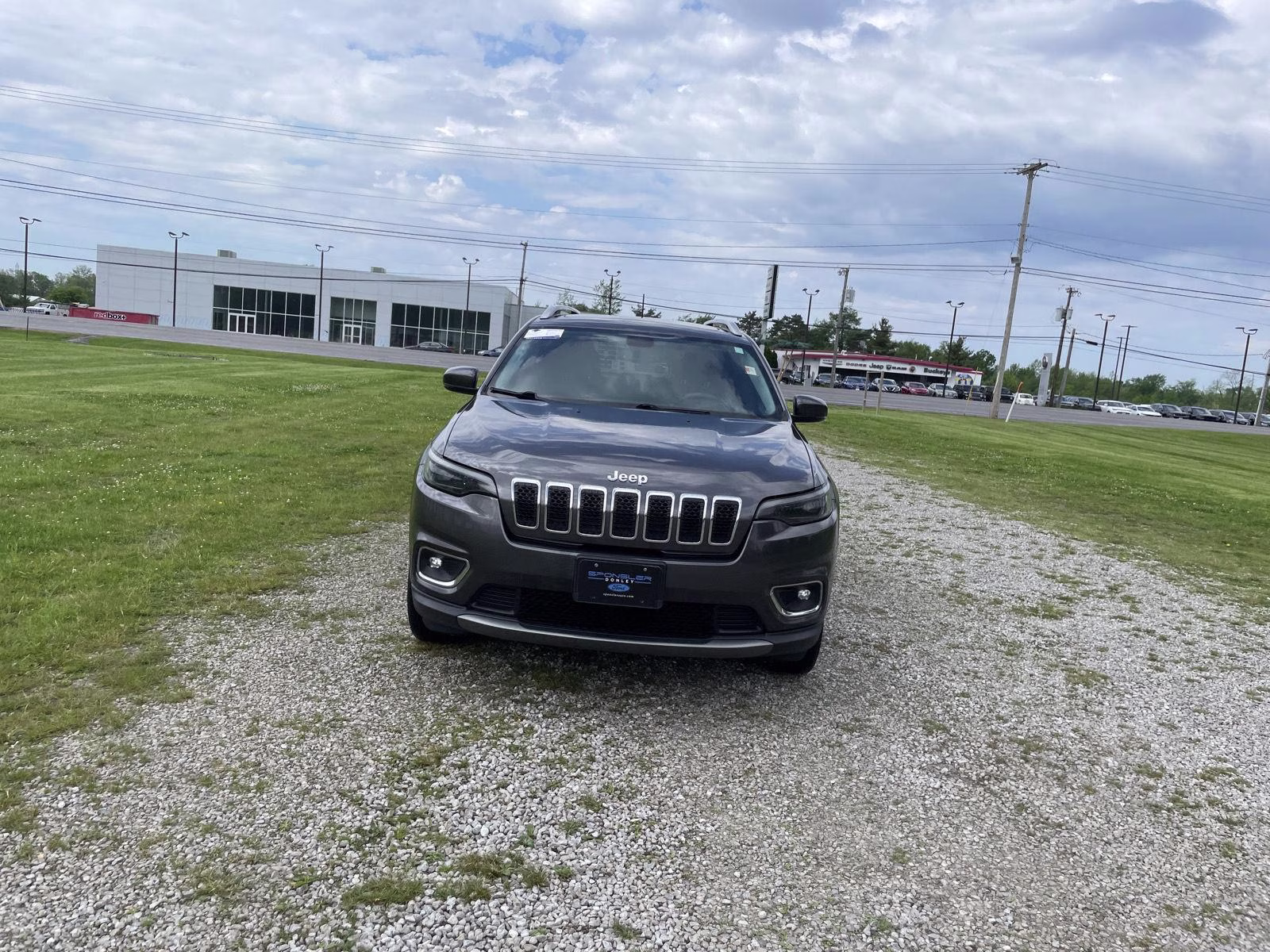 2019 Granite Crystal Metallic Clearcoat Jeep Cherokee Limited 4X4 SUV
