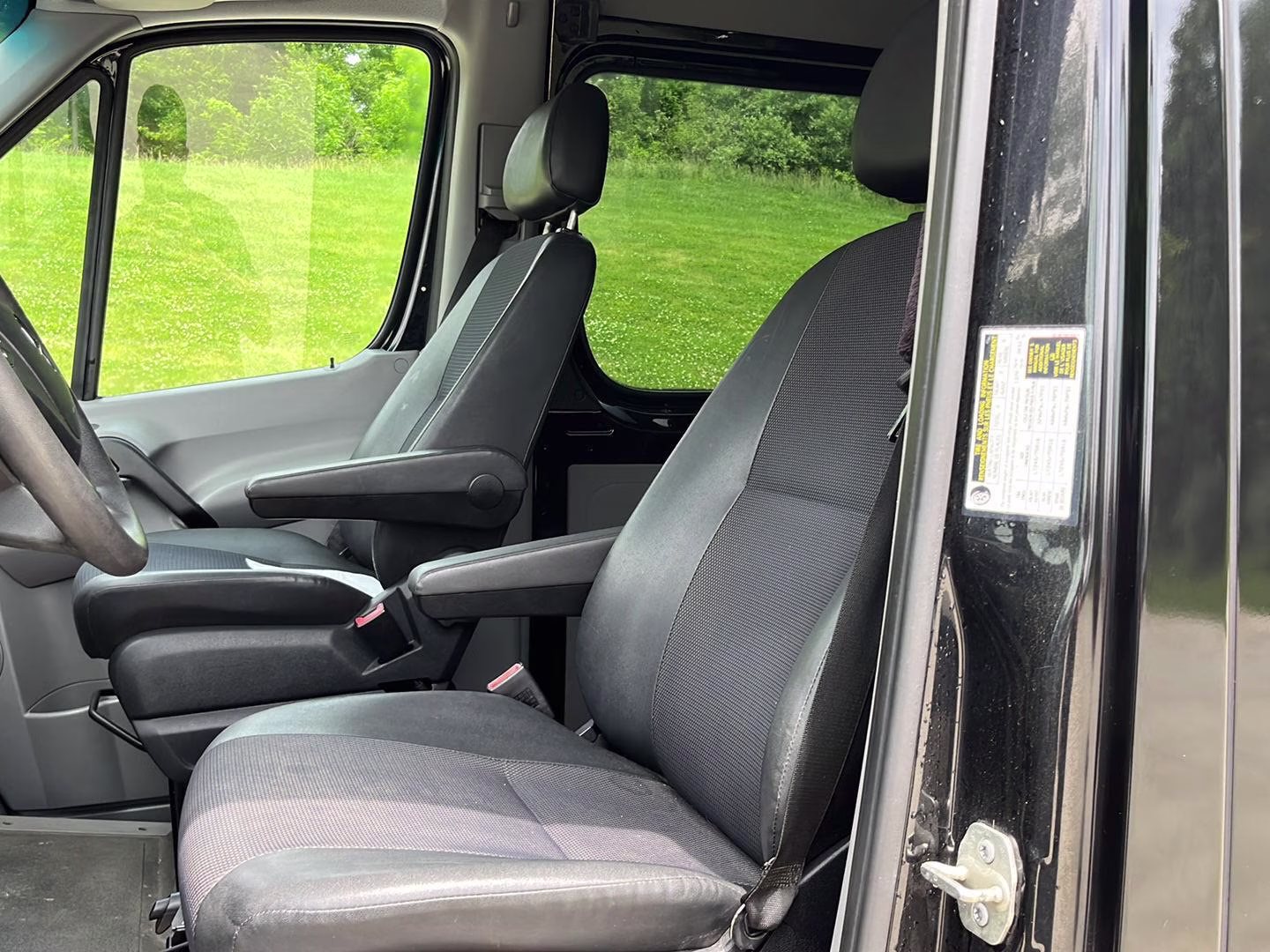 2014 Obsidian Black Metallic Mercedes-Benz Sprinter Crew Vans 2500 RWD Van