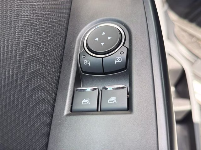 2025 Oxford White Ford F-150 XL RWD Truck