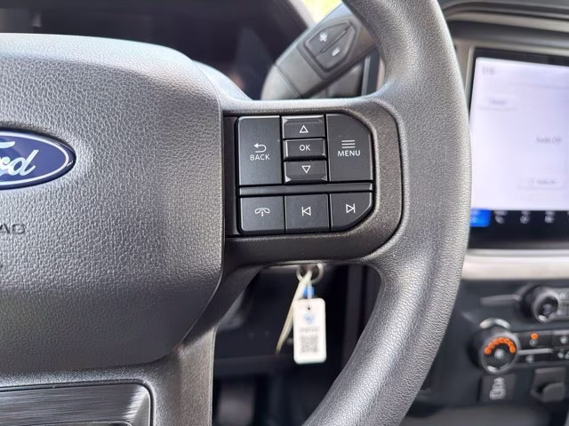 2025 Oxford White Ford F-150 XL RWD Truck