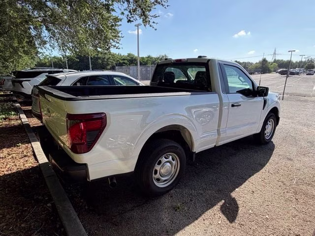 2025 Oxford White Ford F-150 XL RWD Truck