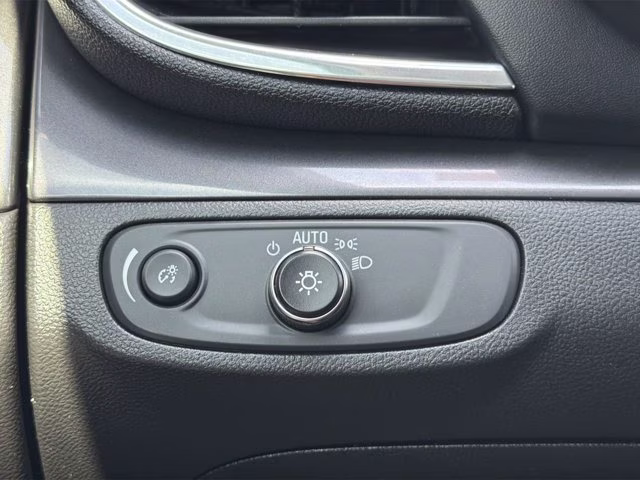 2020 Winterberry Red Metallic Buick Encore Preferred FWD SUV