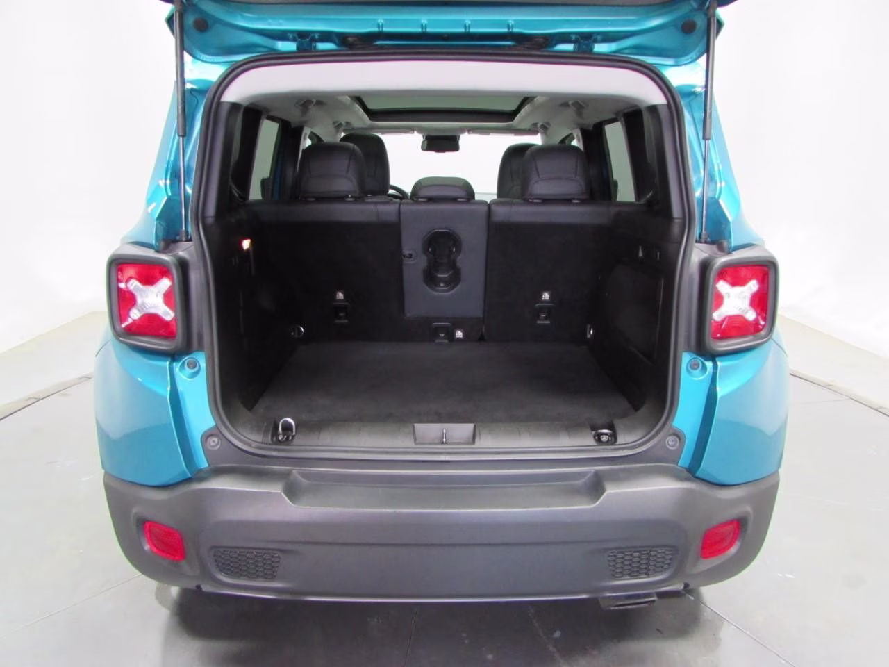2022 Bikini Metallic Clearcoat Jeep Renegade 4WD Limited 4X4 SUV