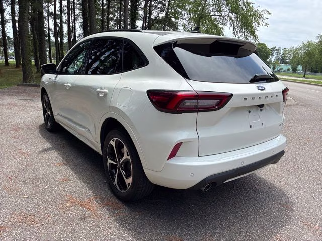 2023 White Metallic Ford Escape ST-Line Select AWD SUV