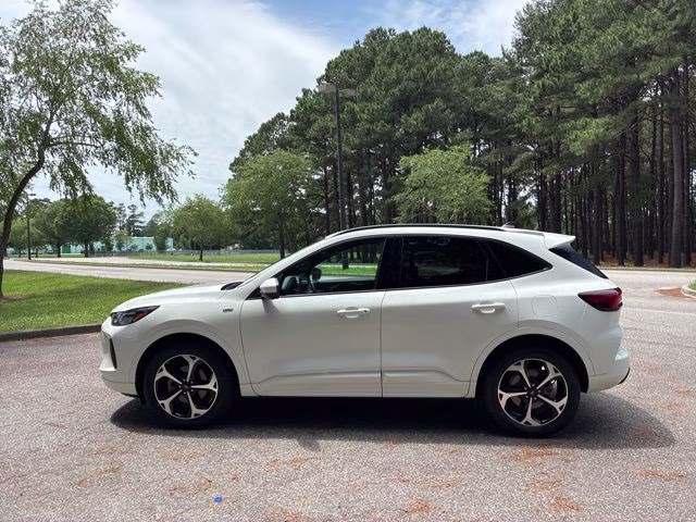 2023 White Metallic Ford Escape ST-Line Select AWD SUV