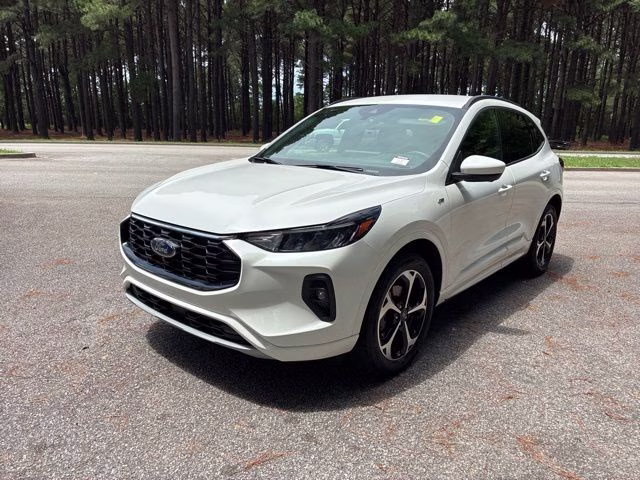 2023 White Metallic Ford Escape ST-Line Select AWD SUV