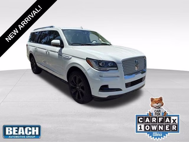2024 White Metallic Lincoln Navigator L Reserve 4X4 SUV