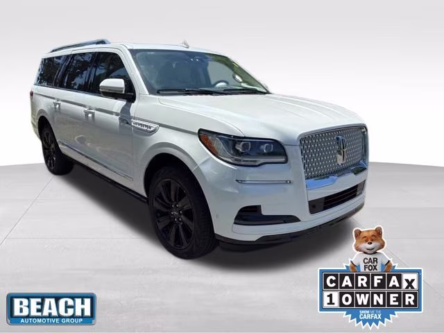 2024 White Metallic Lincoln Navigator L Reserve 4X4 SUV