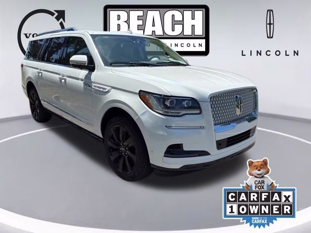 2024 White Metallic Lincoln Navigator L Reserve 4X4 SUV