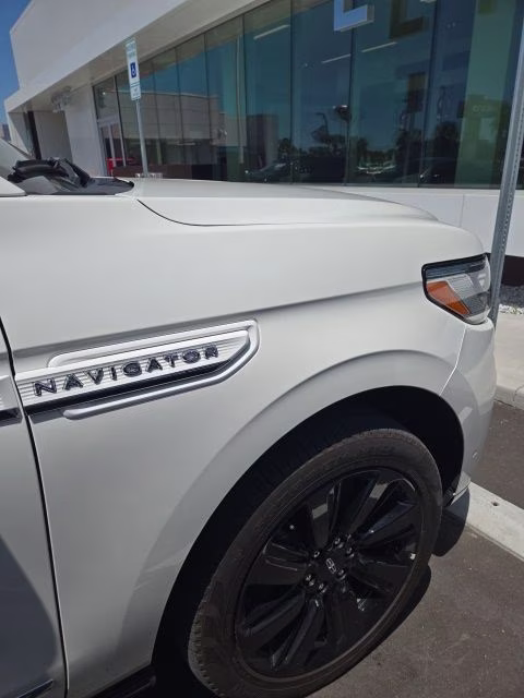 2024 White Metallic Lincoln Navigator L Reserve 4X4 SUV