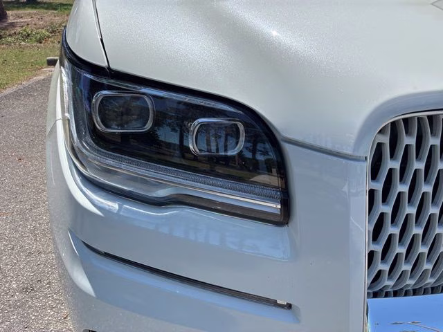 2024 White Metallic Lincoln Navigator L Reserve 4X4 SUV