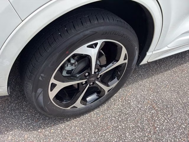2023 White Metallic Ford Escape ST-Line Select AWD SUV