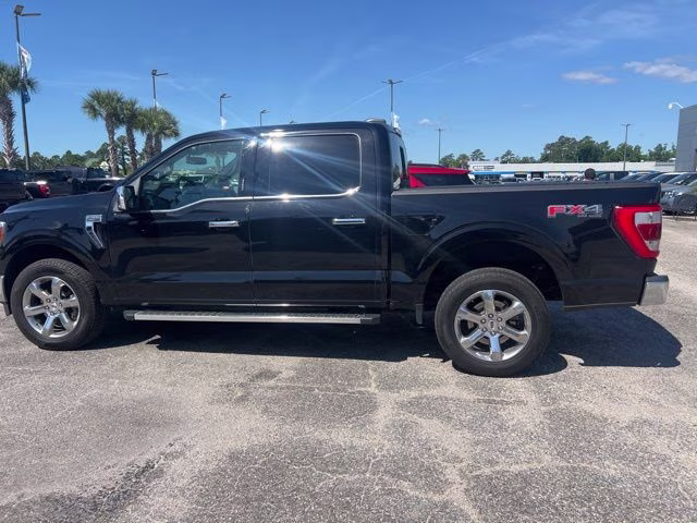 2023 Black Metallic Ford F-150 Lariat 4X4 Truck