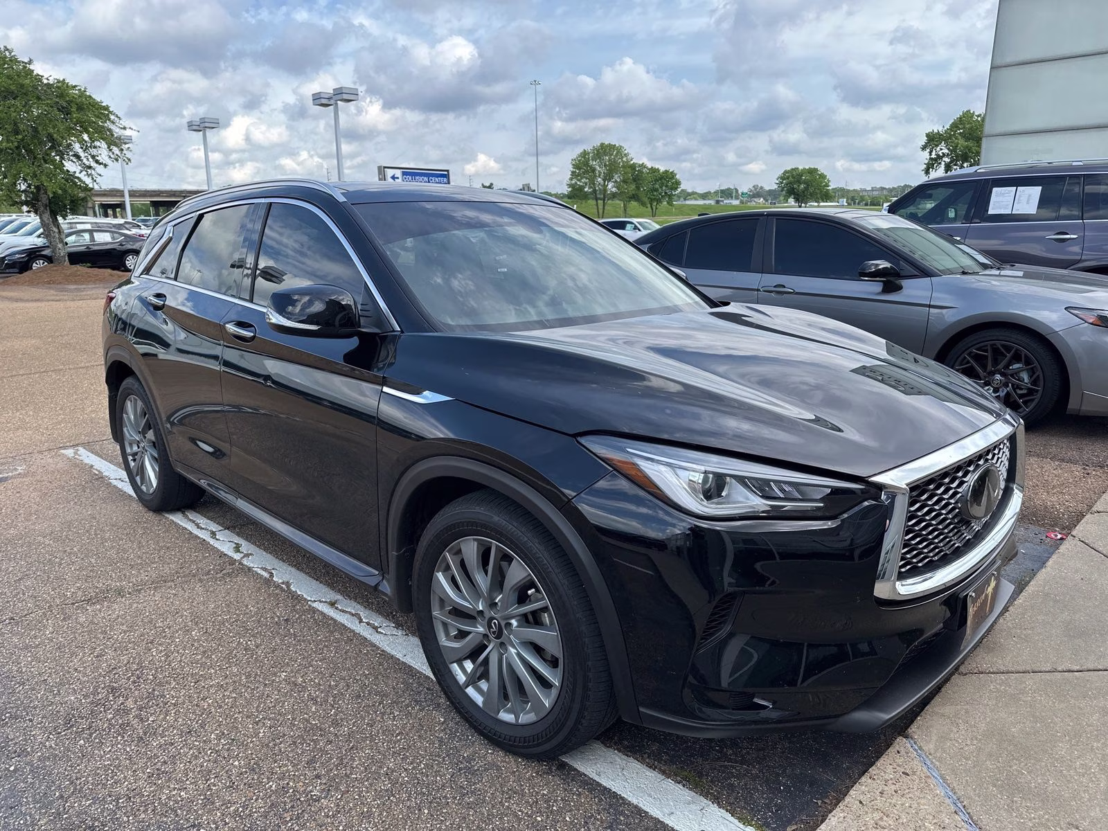 2025 Black Obsidian INFINITI QX50 LUXE AWD SUV