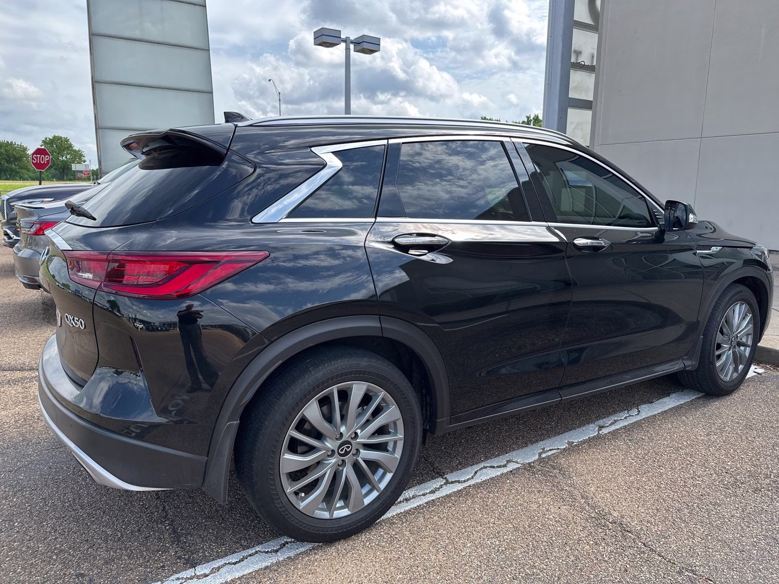 2025 Black Obsidian INFINITI QX50 LUXE AWD SUV