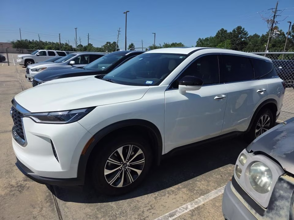 2023 Glacier White INFINITI QX60 PURE FWD SUV
